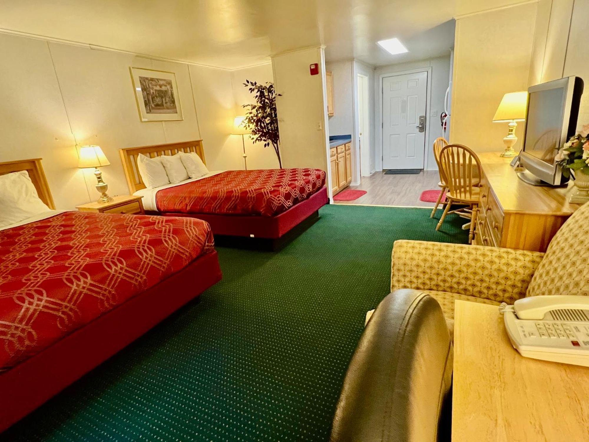 Rodeway Inn & Suites Brunswick Near Hwy 1 Exteriér fotografie